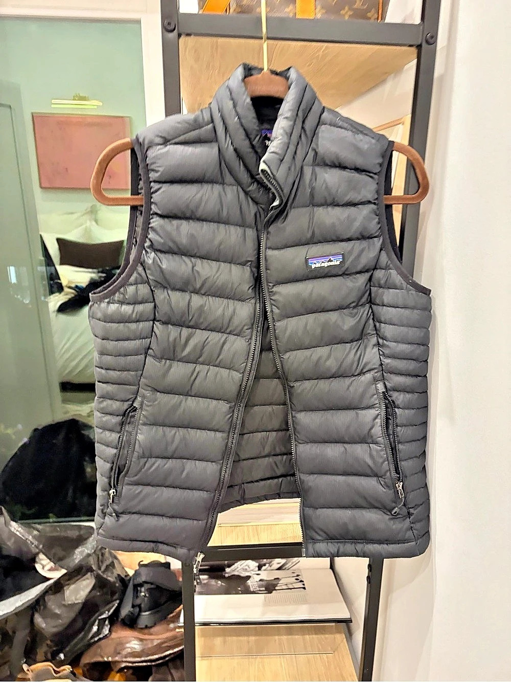 Patagonia Women's Down Sweater Vest Gray Puffer Vest Medium